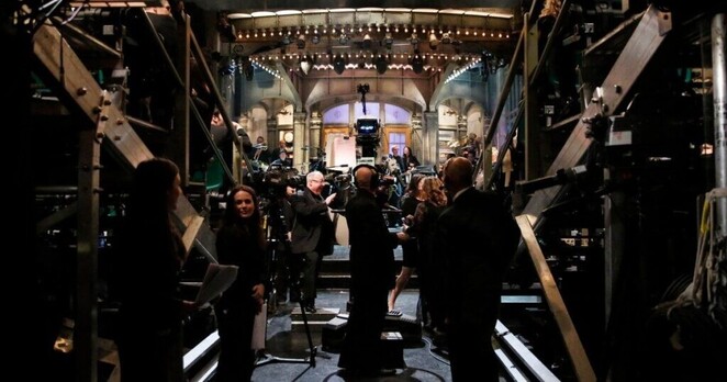 Suspect arrested for threatening to bomb 'Saturday Night Live' studio, police say