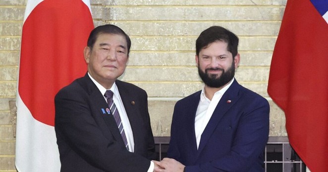 Japan, Chile leaders reaffirm free trade importance amid US tariffs