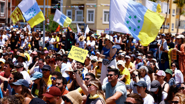 The impact of overtourism on countries and your role as a conscious traveller