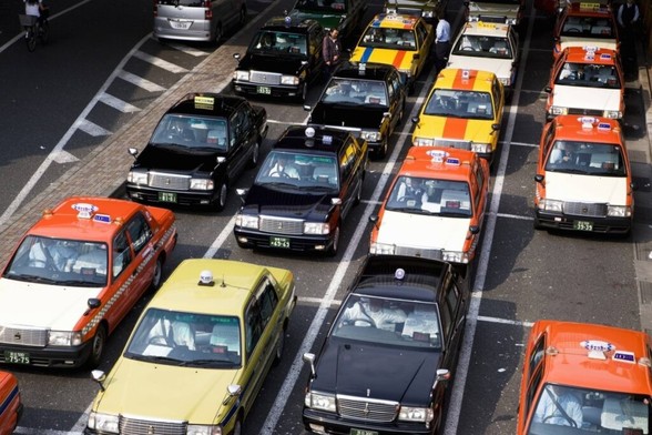 Eased language requirement proposed for non-Japanese bus and taxi drivers