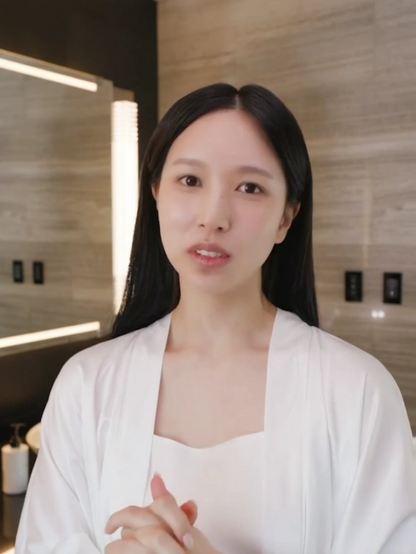 Mina looking so pretty 🤍