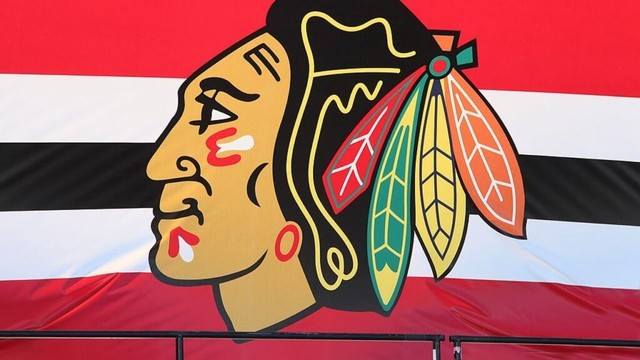 Chicago Blackhawks trade Victor Soderstrom for defenseman, 2025 draft pick