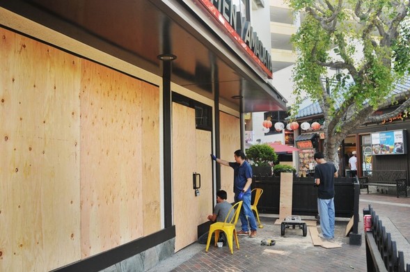 Little Tokyo Hunkers Down Ahead of Expected Weekend Protests
