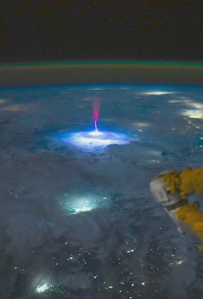 NASA Astronaut on ISS caught this sprite over Mexico and the U.S., this morning